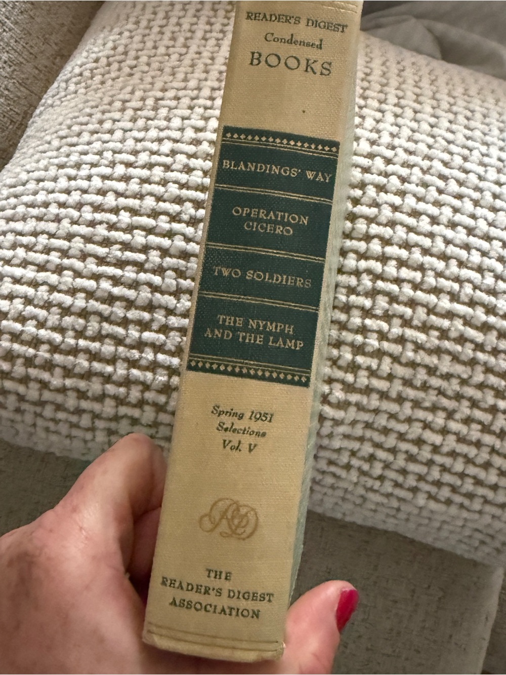 Antique Pattern Readers Digest Book - Picture 2 of 2